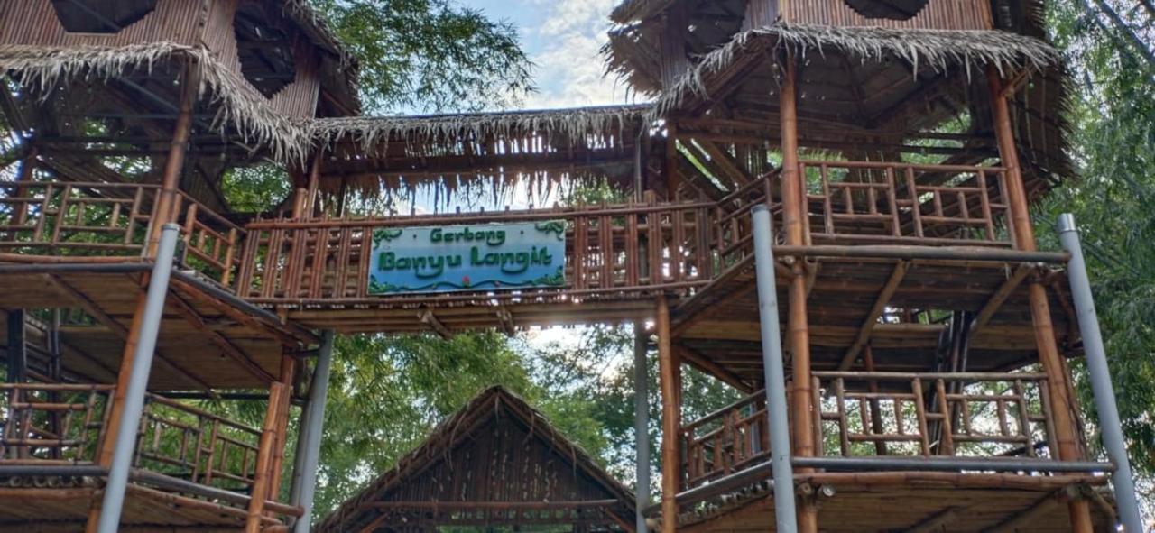 Gerbang Banyu Langit Cottage Bantul Exterior foto